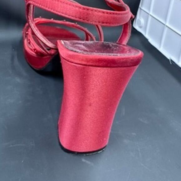 "UNLISTED" Strappy, Red, Chunky Heel, Bead Accents,Size 8,Dark Romance,Y2K,Dance - Picture 15 of 16